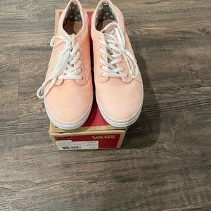 Vans women’s sneaker size 7.5
